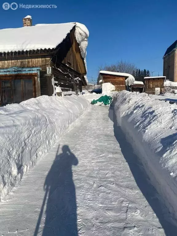 2-комнатная квартира: посёлок городского типа Козулька, Вокзальная ... - Фото 1