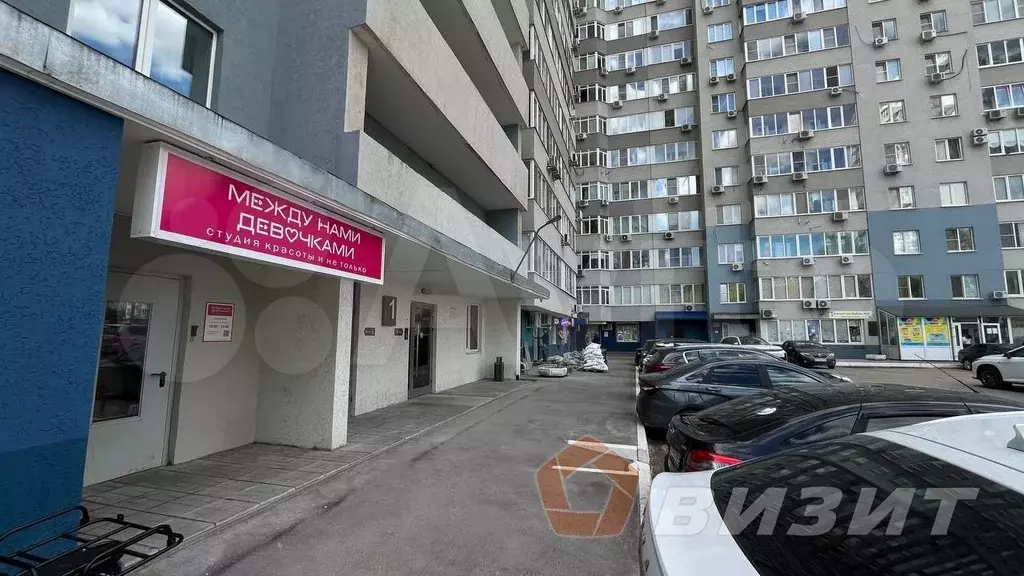 Торгово-офисное помещение с парковкой в ЖК Бриг - Фото 1