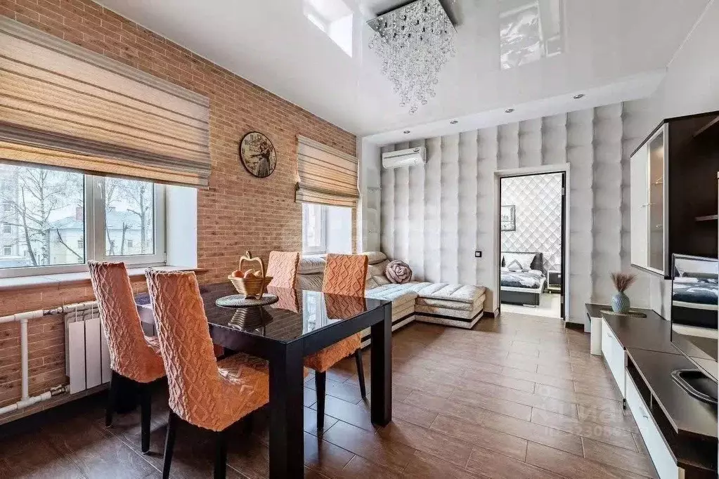 2-к кв. Татарстан, Казань ул. Карла Маркса, 46а (60.0 м) - Фото 1