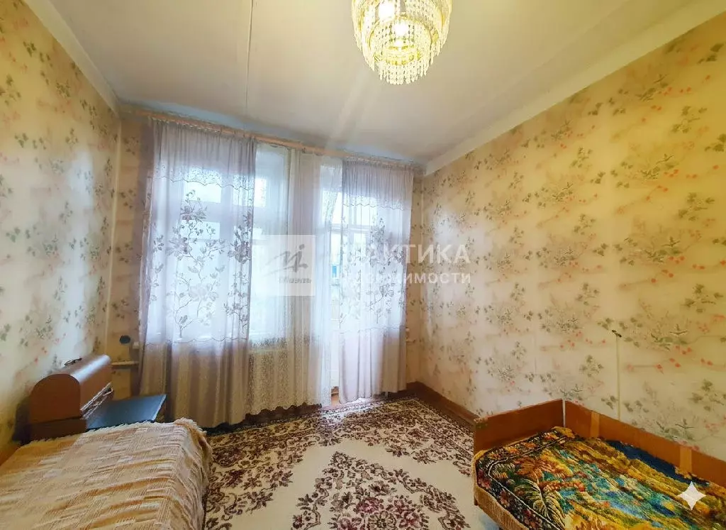 Продается 4-комнатная квартира - Фото 2