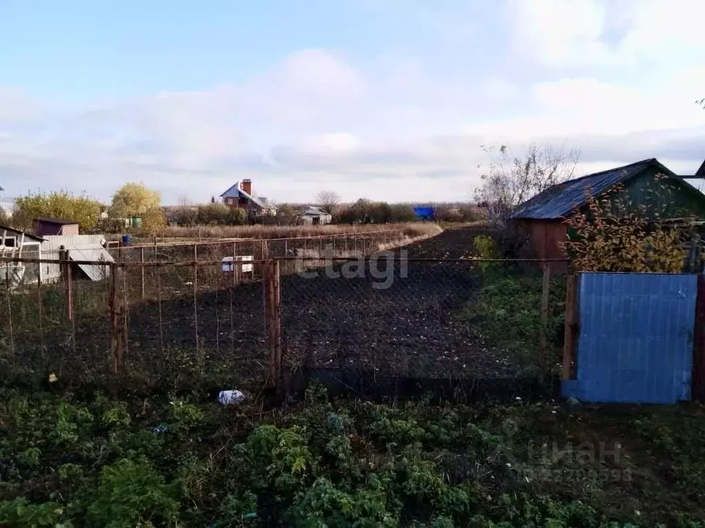 Участок в Белгородская область, Старооскольский городской округ, с. ... - Фото 1