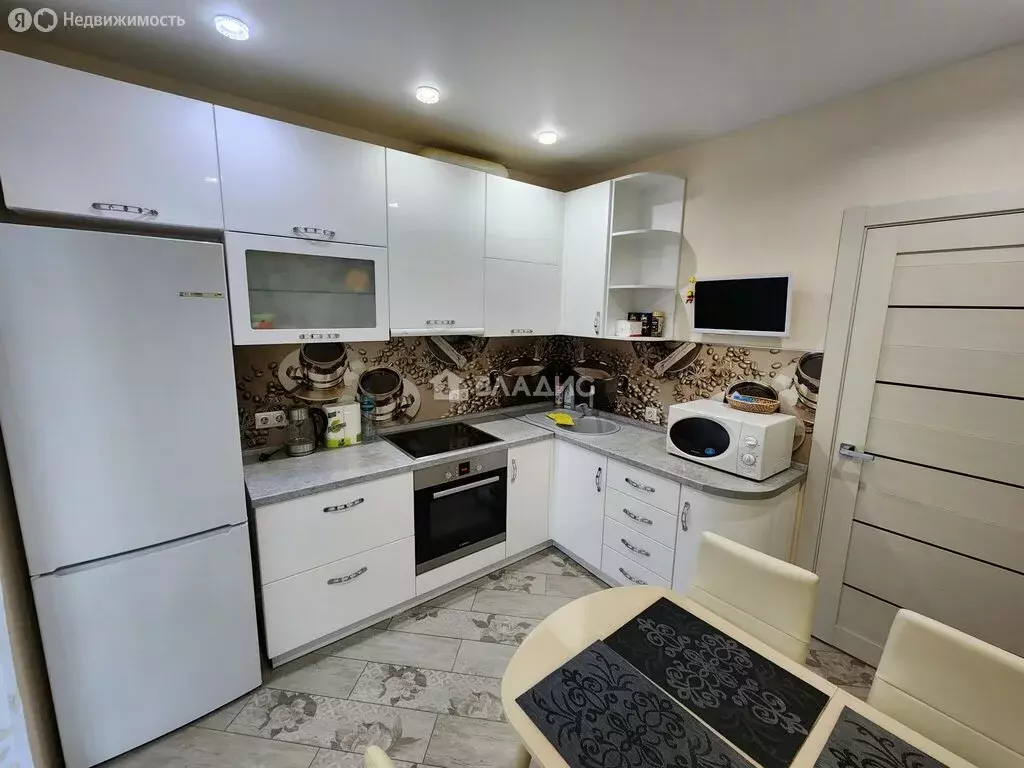 2-комнатная квартира: Сыктывкар, улица Куратова, 76 (51.7 м) - Фото 1