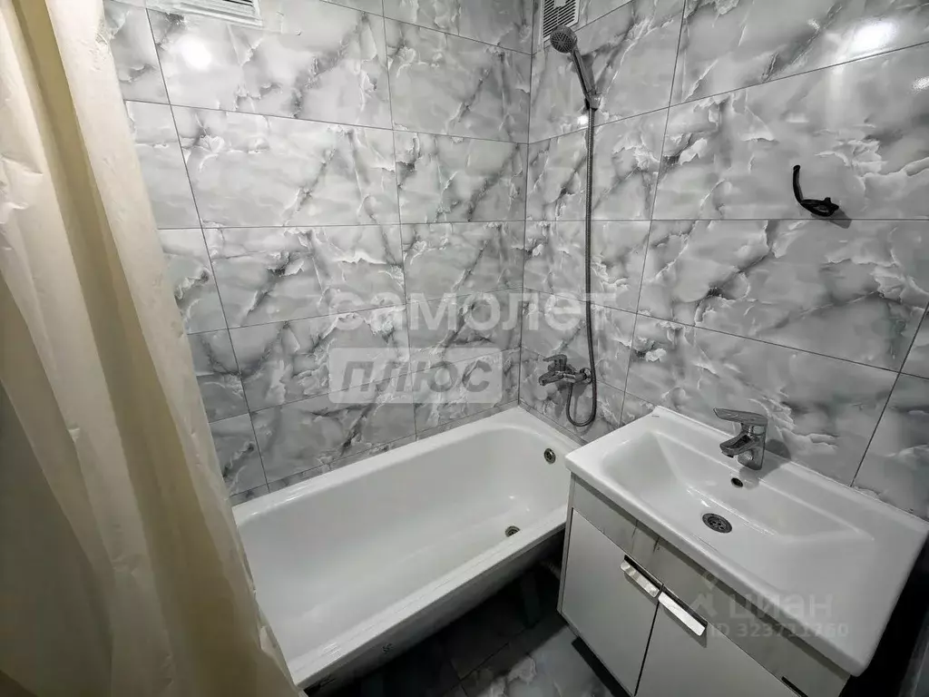 2-к кв. Калмыкия, Элиста 6-й мкр, 4 (47.0 м) - Фото 1