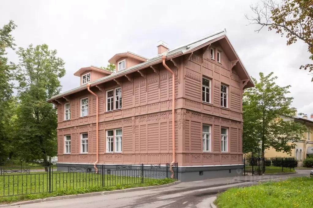 3-к кв. Санкт-Петербург, Санкт-Петербург, Петергоф Санкт-Петербургский ... - Фото 1