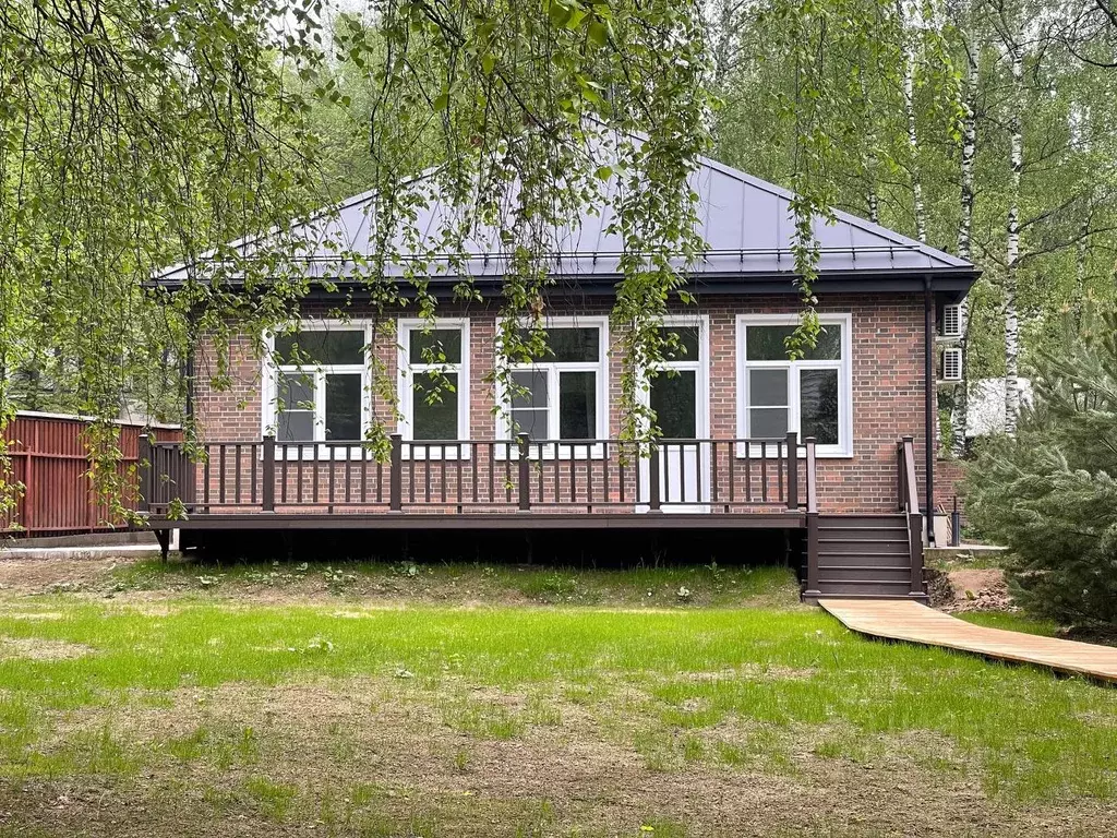 Коттедж в Московская область, Красногорск городской округ, пос. ... - Фото 1