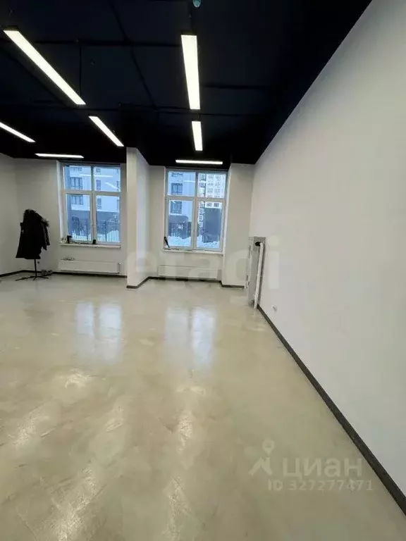 Помещение свободного назначения в Тюменская область, Тюмень ул. ... - Фото 1