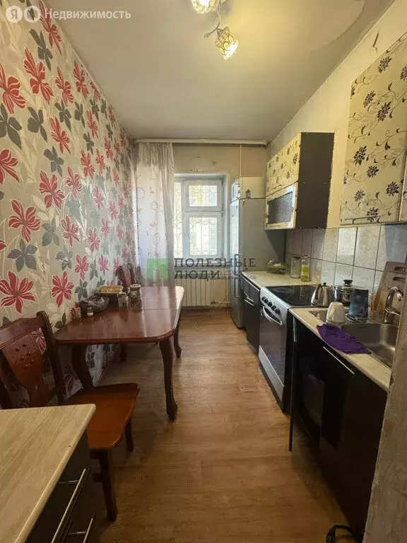4-комнатная квартира: Кызыл, улица Кечил-Оола, 7 (74 м) - Фото 1