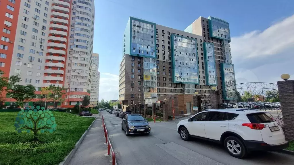 Помещение с ремонтом и парковкой в жилом массиве - Фото 1