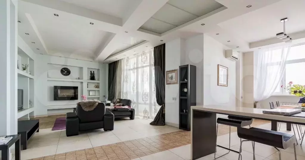 3-к. квартира, 140 м, 13/18 эт. - Фото 1