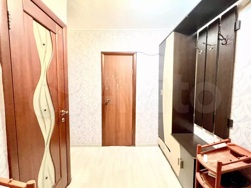 2-к. квартира, 38 м, 1/9 эт. - Фото 1