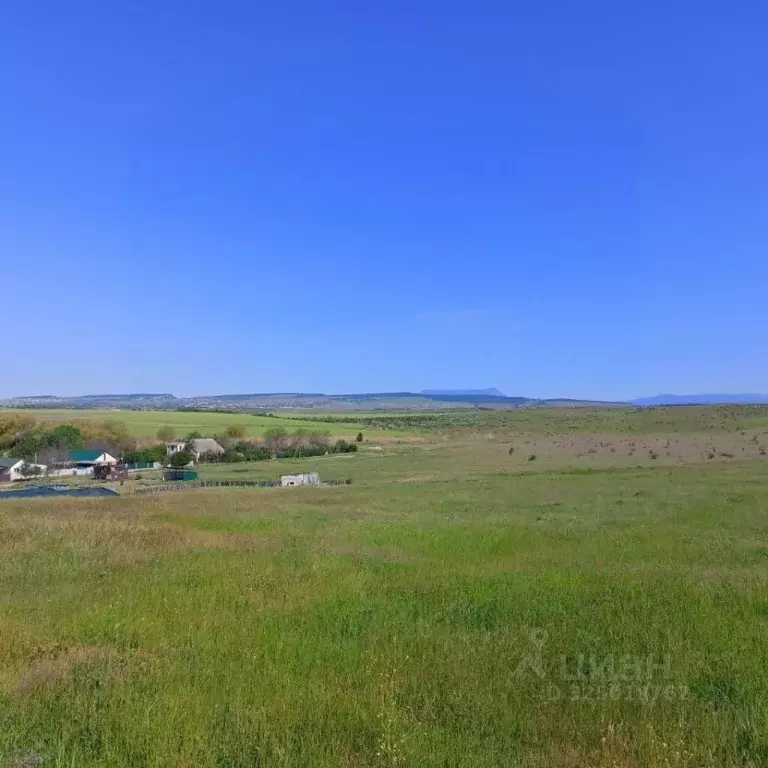 Участок в Крым, Симферопольский район, Чистенское с/пос, с. Камышинка  ... - Фото 2