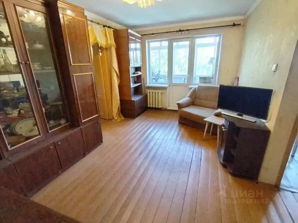 2-к кв. Ленинградская область, Луга просп. Кирова, 91 (45.0 м) - Фото 2