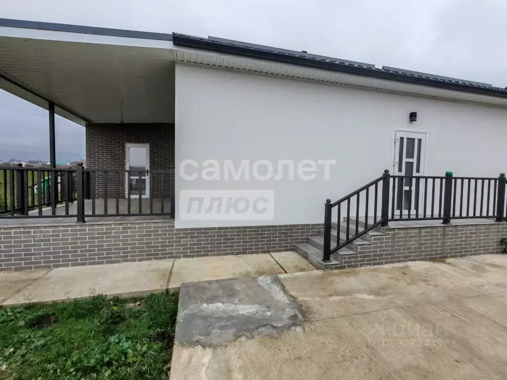 Дом в Краснодарский край, Анапа муниципальный округ, с. Юровка ул. ... - Фото 2