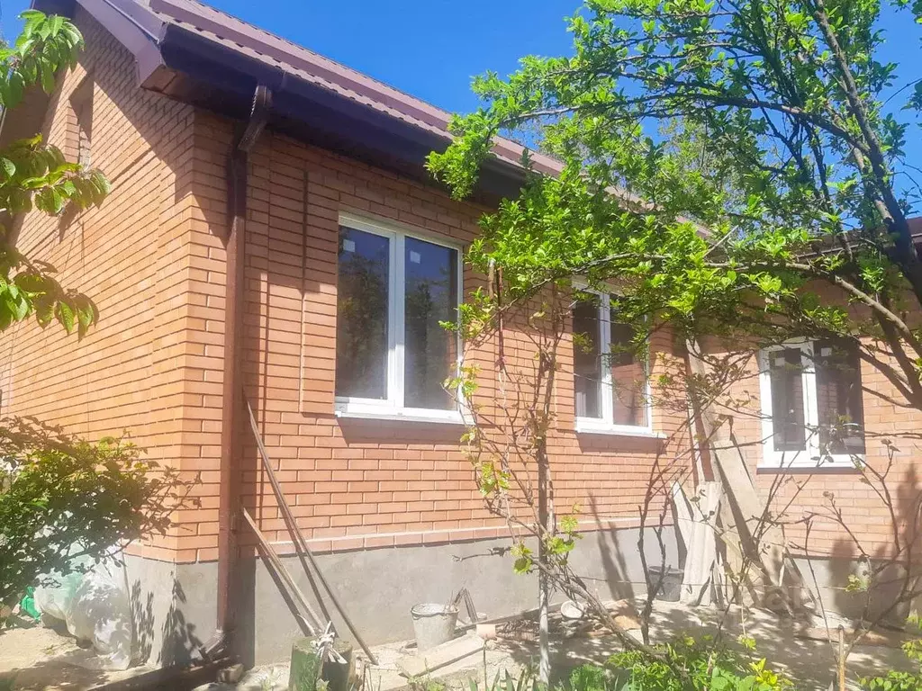 Дом в Ростовская область, Ростов-на-Дону Канатная ул., 46 (55 м) - Фото 0