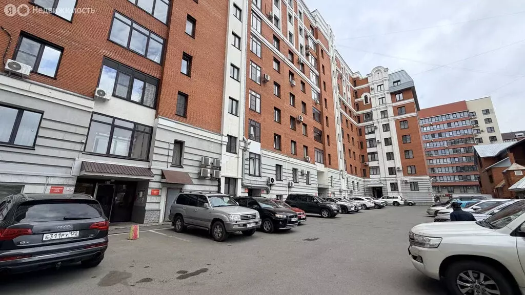 4-комнатная квартира: Барнаул, Комсомольский проспект, 40 (216 м) - Фото 1