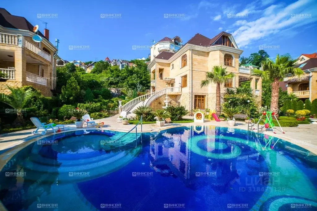 Дом в Краснодарский край, Сочи Курортный просп. (340 м) - Фото 0