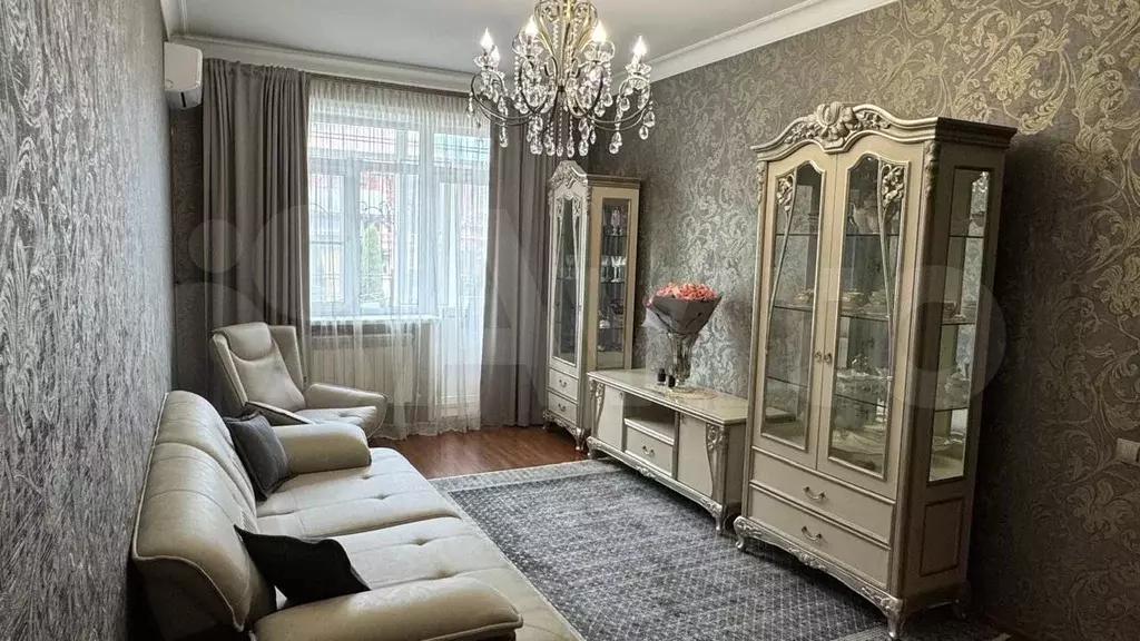 3-к. квартира, 117 м, 1/5 эт. - Фото 0
