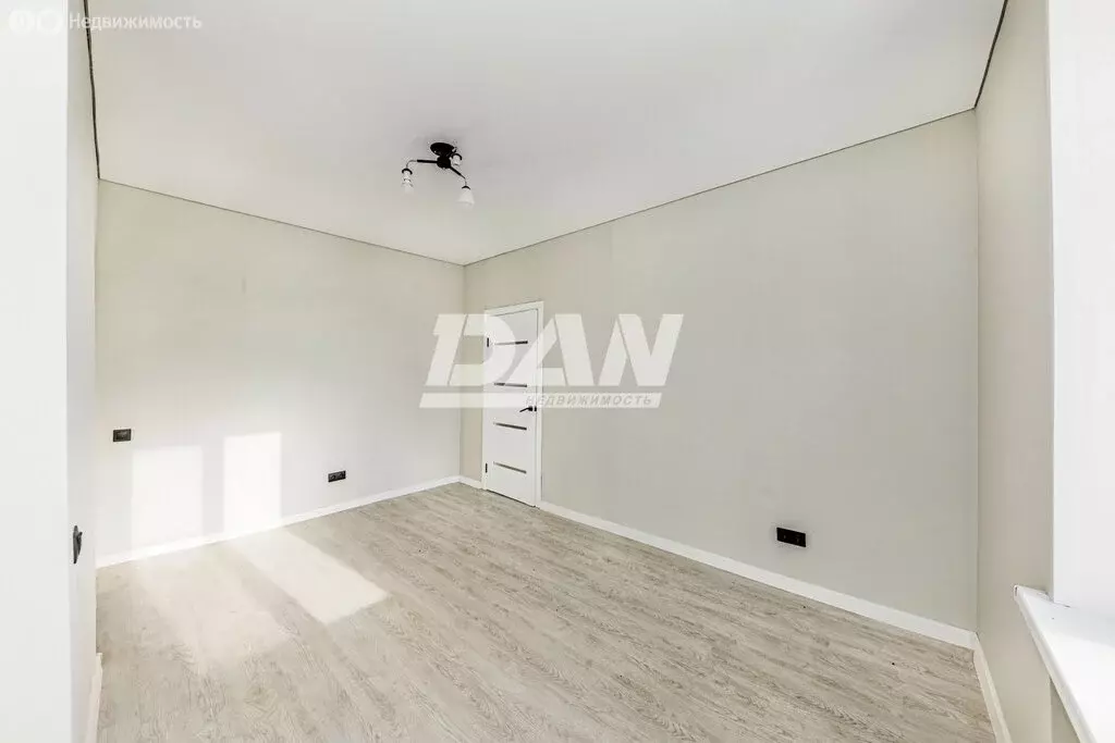 2-комнатная квартира: Челябинск, улица Сталеваров, 15 (49.3 м) - Фото 1