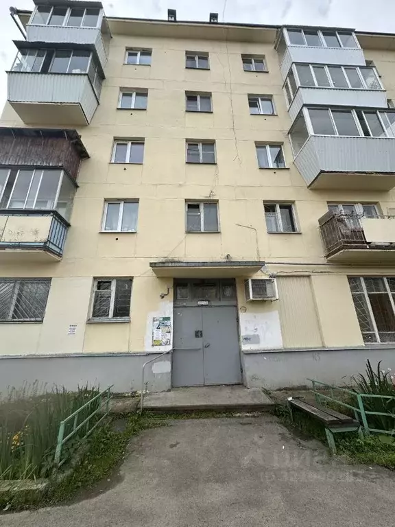 1-к кв. Свердловская область, Сысерть ул. Орджоникидзе, 50 (32.9 м) - Фото 1