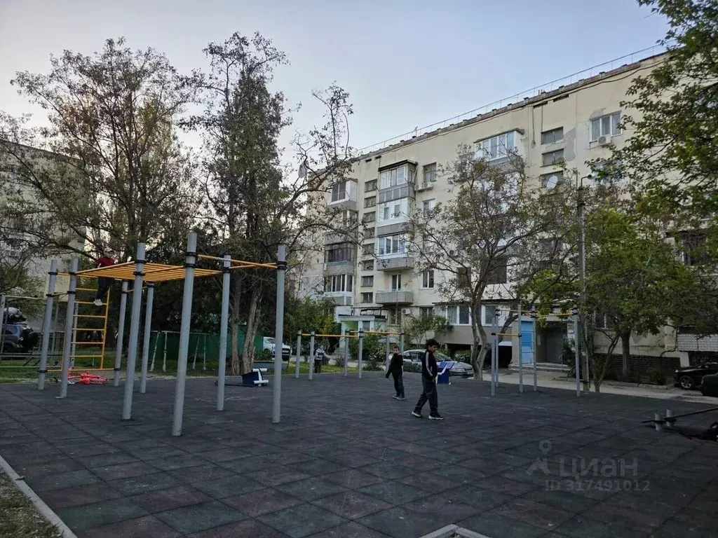 3-к кв. Крым, Феодосия бул. Старшинова, 8А (70.1 м) - Фото 1