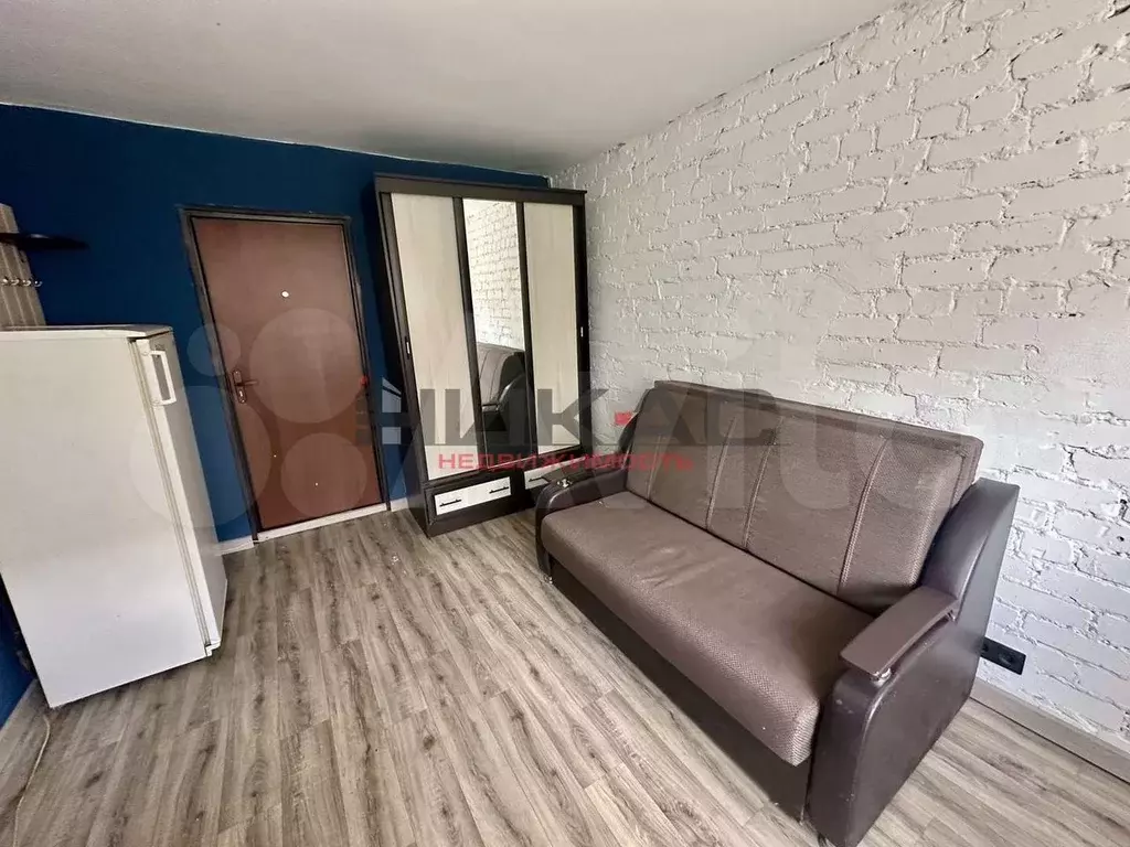 Комната 15 м в 4-к., 2/4 эт. - Фото 0