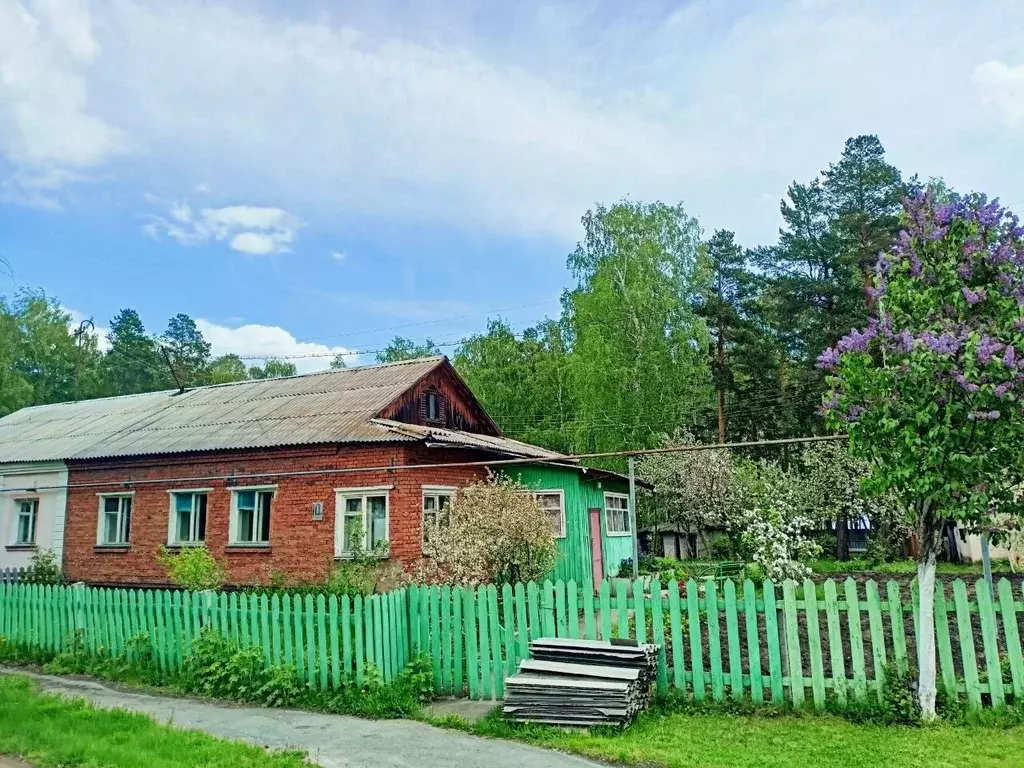 Дом в Свердловская область, Рефтинский пгт ул. Кольцевая (80.0 м), Купить  дом Рефтинский, Свердловская область, ID объекта - 50010505947