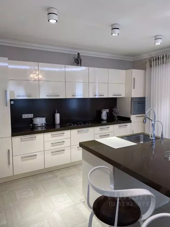 Дом в Москва д. Софьино, Гайд Парк кп, ул. Родниковая (220 м) - Фото 2