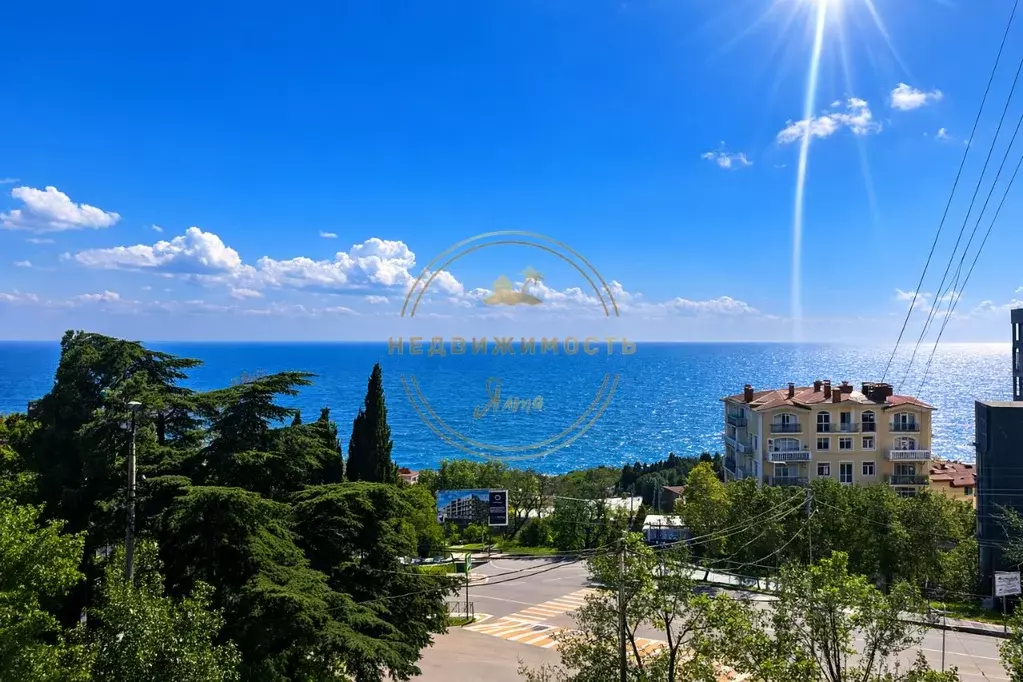 2-к кв. Крым, Алупка ул. Василия Сурикова, 22 (48.3 м) - Фото 1