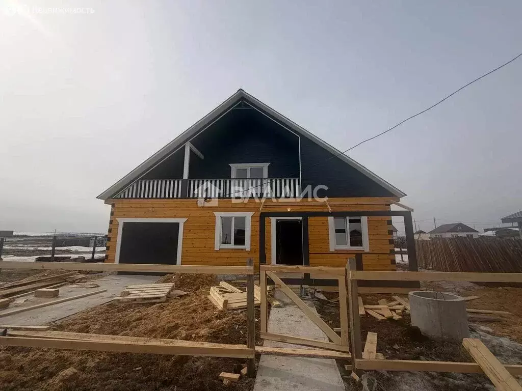 Дом в село Урик, Цветочная улица, 14 (233 м) - Фото 1