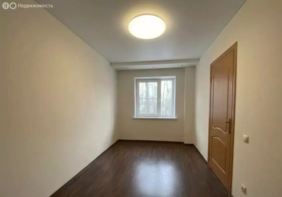 2-комнатная квартира: Мурманск, улица Алексея Хлобыстова, 37 (42.9 м) - Фото 1