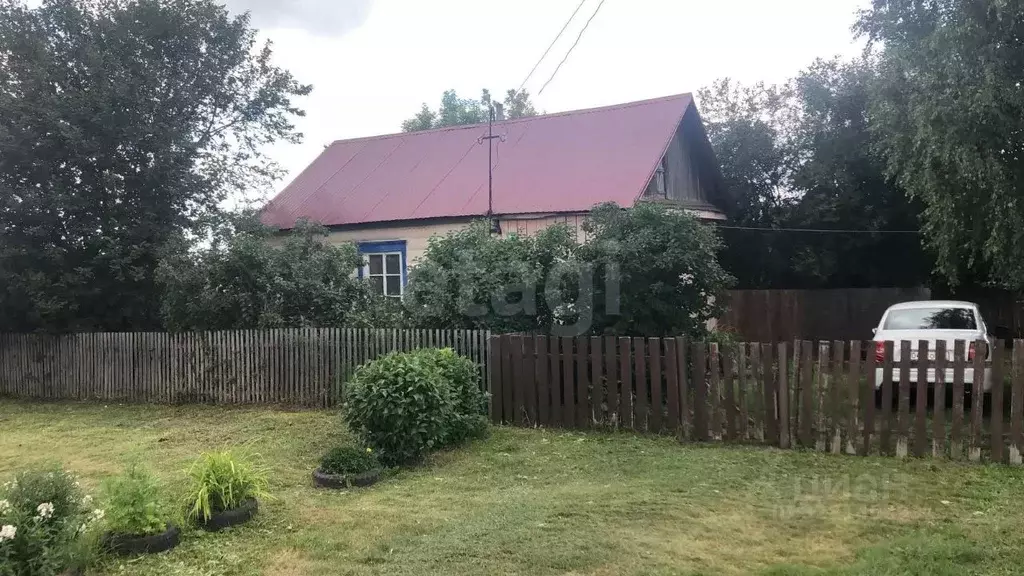 Дом в Новосибирская область, Кочковский район, с. Новоцелинное ул. ... - Фото 1