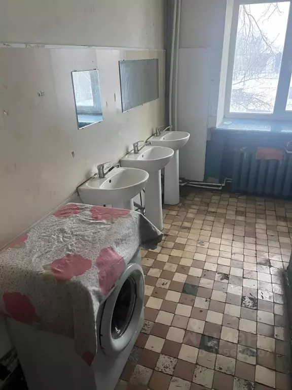 Комната Омская область, Омск Городок Нефтяников мкр, ул. 19-го ... - Фото 2