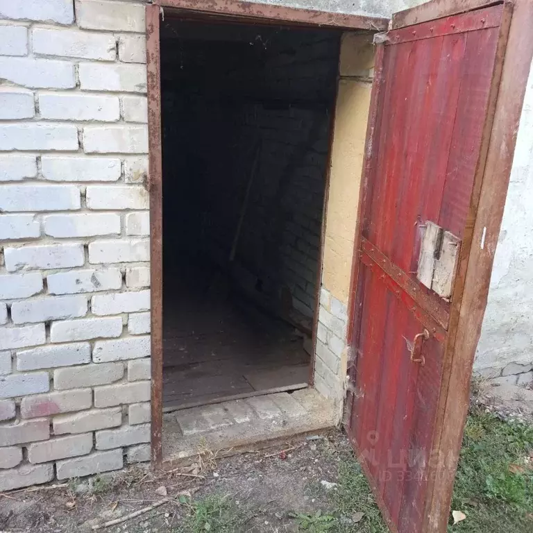 Гараж в Саратовская область, Саратов Тверская ул., 23А (11 м) - Фото 1