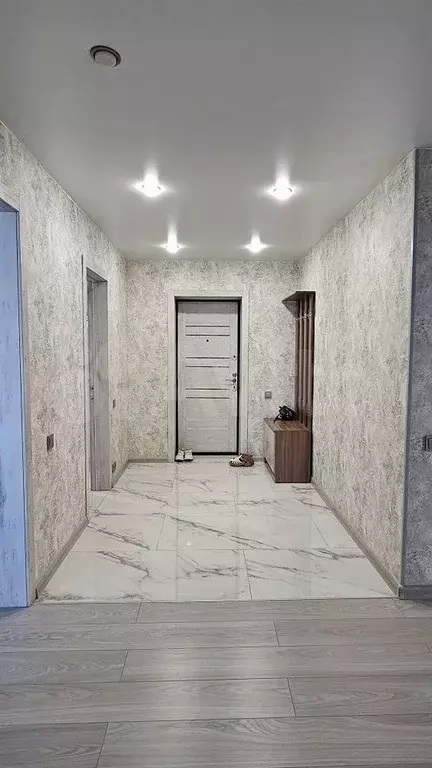 3-к. квартира, 110 м, 4/10 эт. - Фото 0