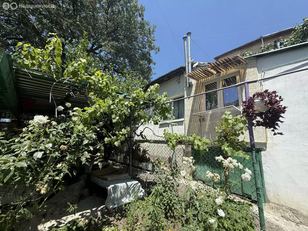 2-комнатная квартира: Ялта, Музейная улица, 20 (51 м) - Фото 1