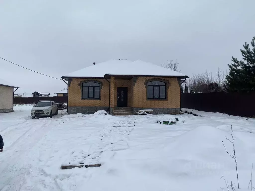 Дом в Белгородская область, Белгородский район, Тавровское с/пос, с. ... - Фото 0