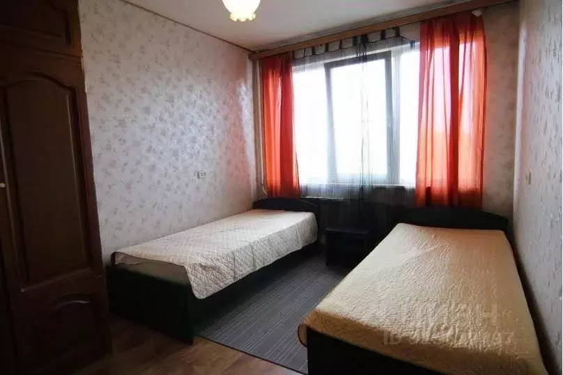 3-к кв. Ленинградская область, Сосновый Бор Молодежная ул., 16 (64.0 ... - Фото 1