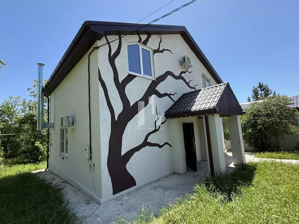 Дом в Краснодарский край, Крымский район, с. Молдаванское ул. ... - Фото 1