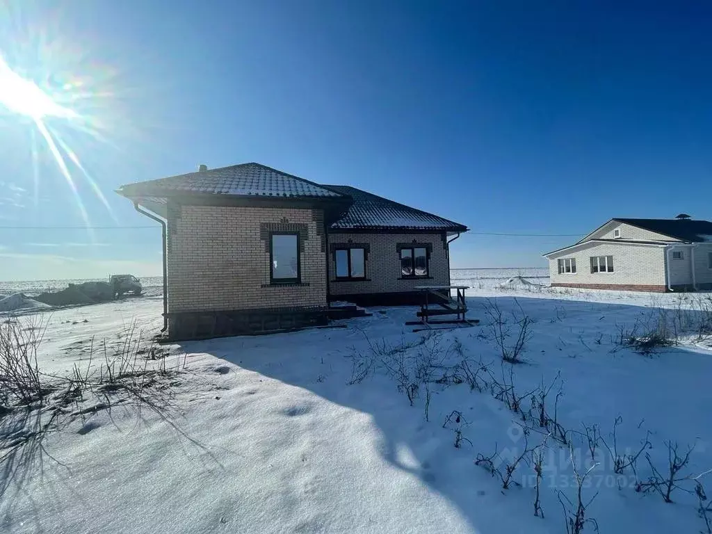 Дом в Белгородская область, Белгородский район, с. Стрелецкое ... - Фото 1