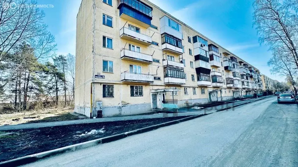 2-комнатная квартира: Чебаркуль, улица Каширина, 35 (49.5 м) - Фото 1