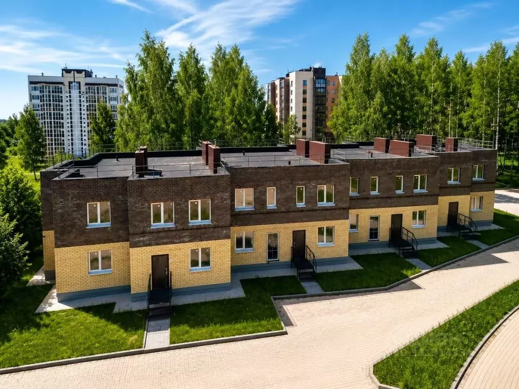Таунхаус в Костромская область, Кострома ул. Металлистов, 12 (100 м) - Фото 1