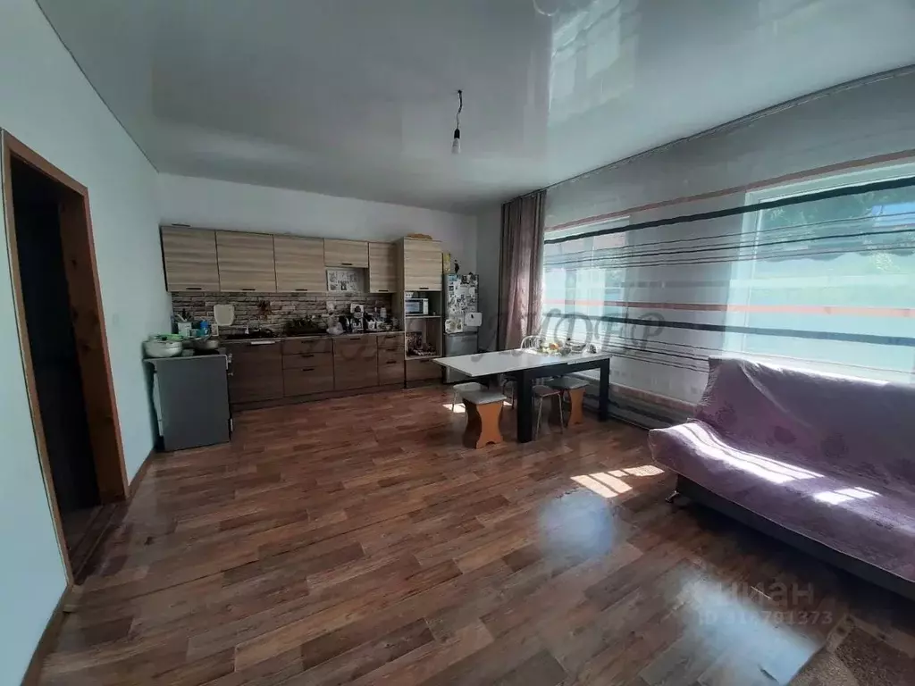 Дом в Алтай, Горно-Алтайск Совхозная ул., 1А (123 м) - Фото 1