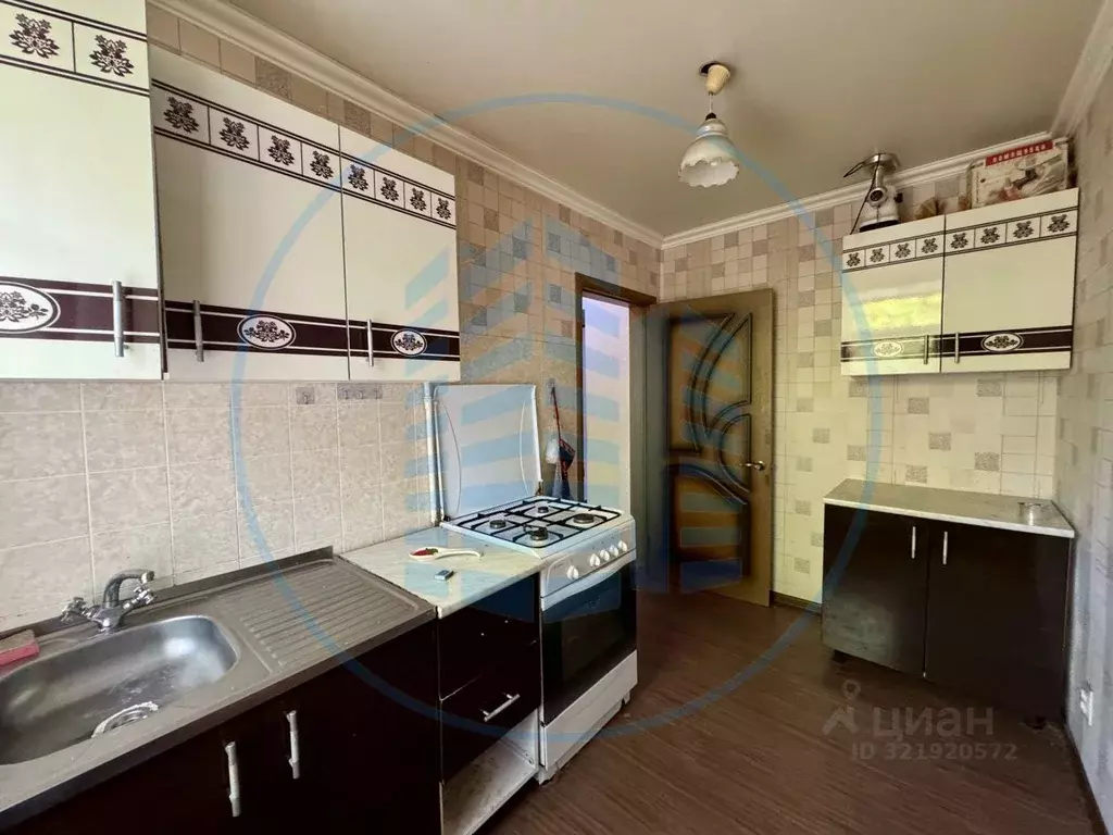 3-к кв. Ставропольский край, Ессентуки Курортная зона мкр,  (62.8 м) - Фото 0