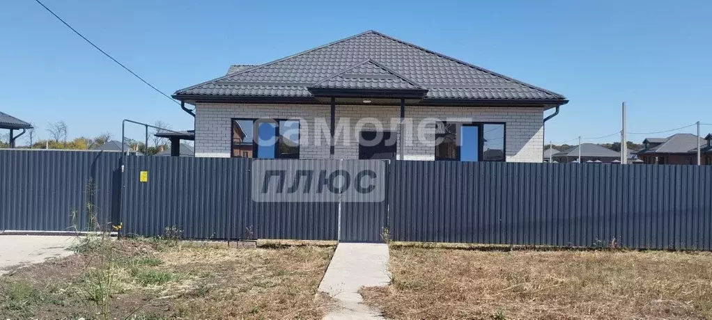 Дом в Краснодарский край, Динская ст-ца ул. Янковского (107 м) - Фото 1