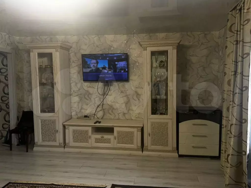 1-к. квартира, 37,5 м, 3/3 эт. - Фото 0