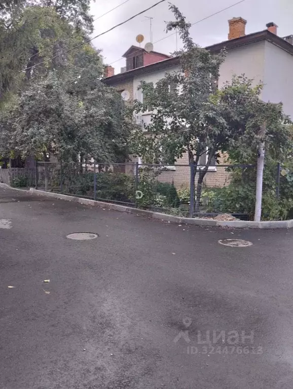 3-к кв. Саратовская область, Саратов Цветочная ул., 1Б (61.2 м) - Фото 0