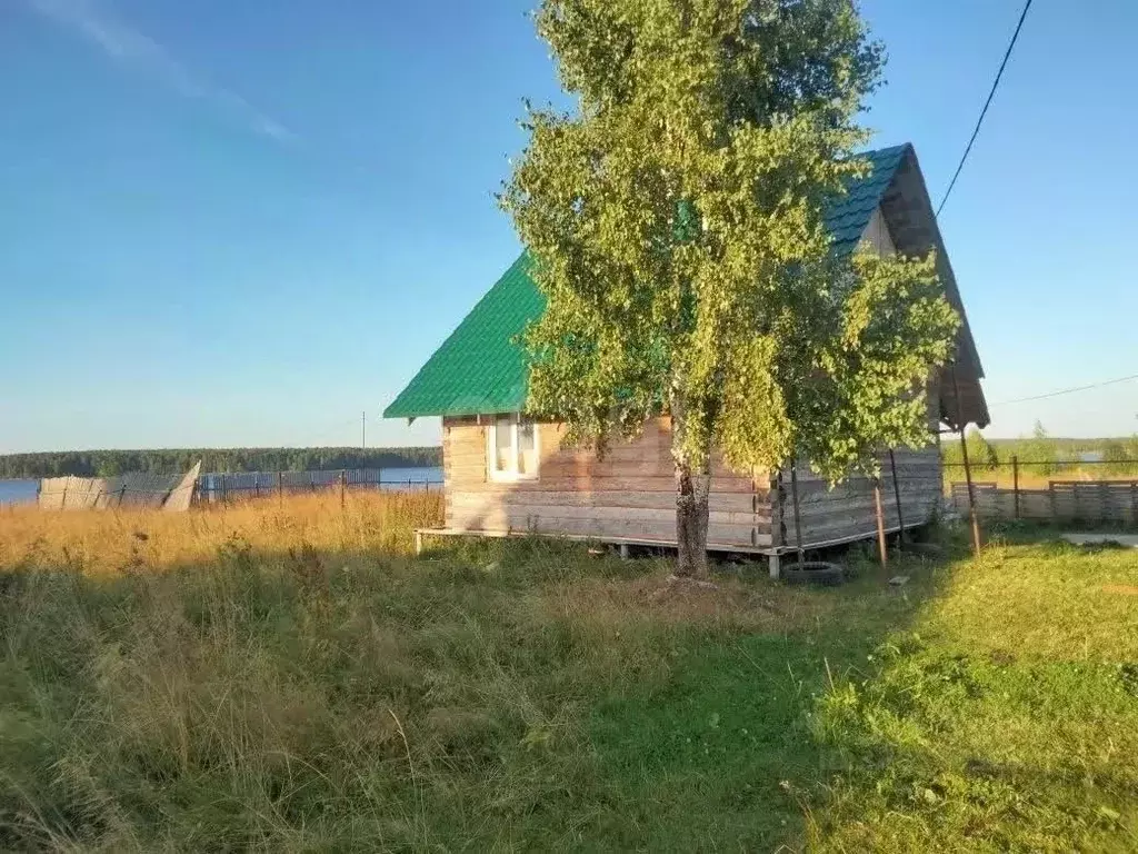 Дом в Пермский край, Добрянский муниципальный округ, пос. Нижний Лух ... - Фото 1