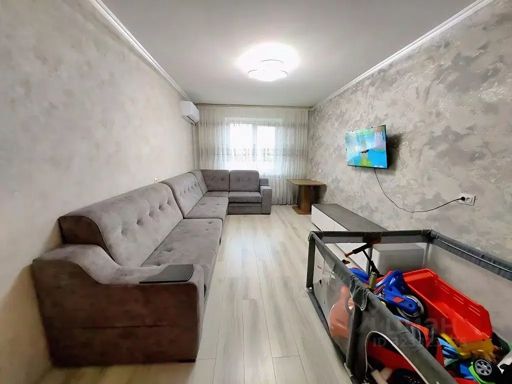 3-к кв. Крым, Симферополь ул. Ешиль Ада, 2 (68.5 м) - Фото 2