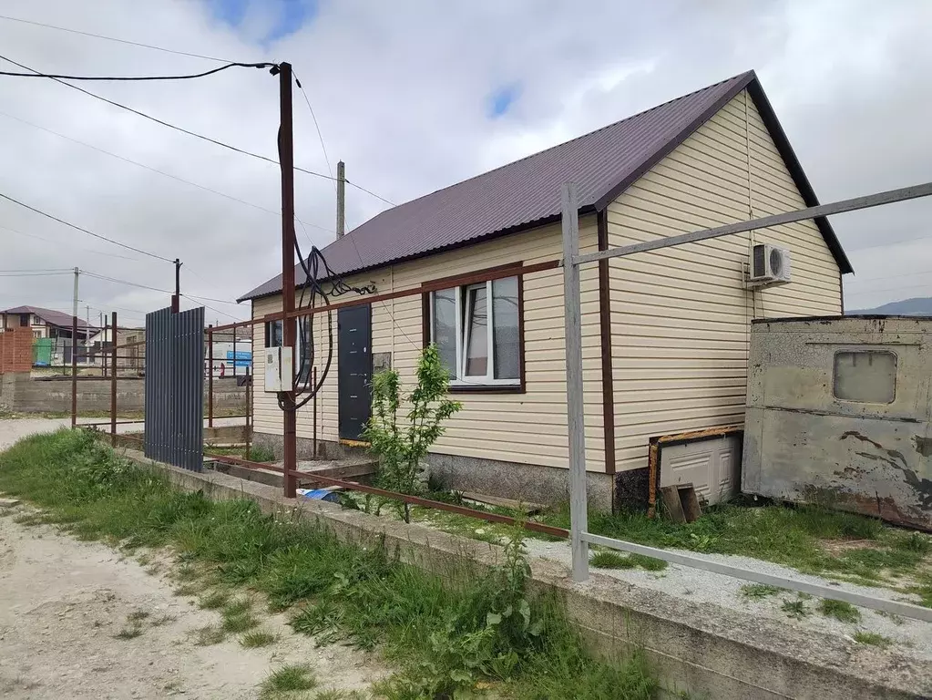 Дом в Краснодарский край, Новороссийск Цемдолина тер., ул. Генерала ... - Фото 0