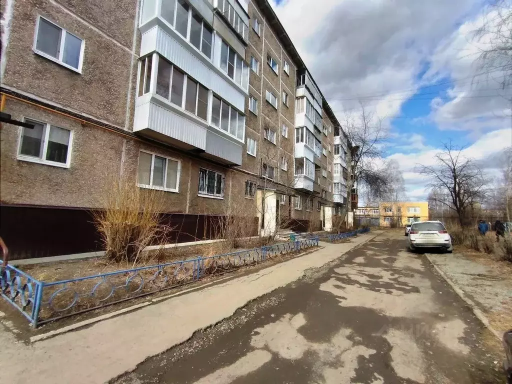 1-к кв. Свердловская область, Нижний Тагил ул. Зари, 48А (32.4 м) - Фото 0